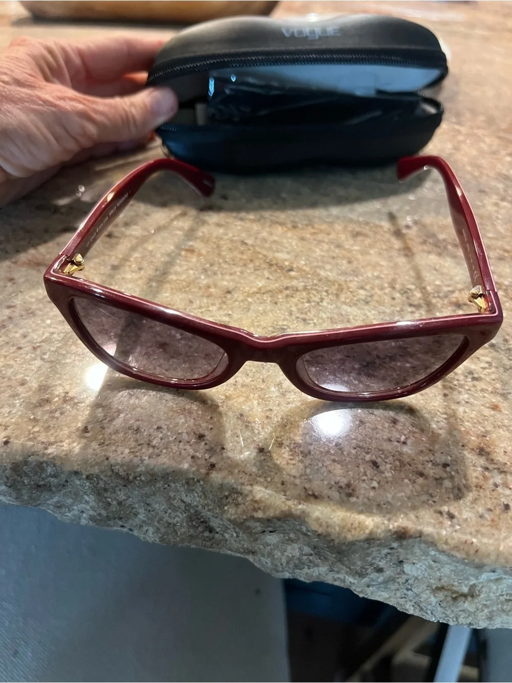 kate spade Burgundy Cat-Eye Sunglasses with Green and Teal Cases